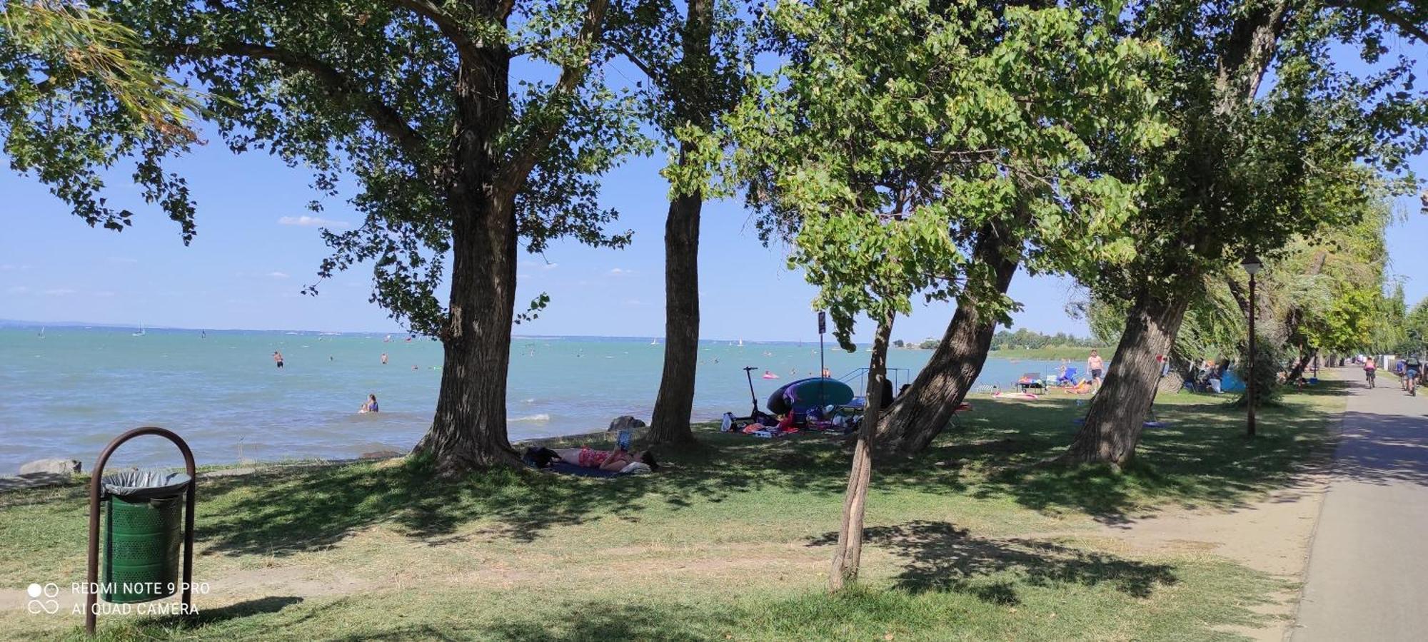 Onebeach Apartman Siófok Exterior foto